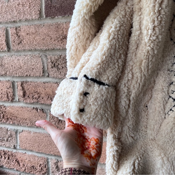 FREE PEOPLE | Cream embroidered long teddy turtleneck fall winter sweate… - Picture 3 of 16